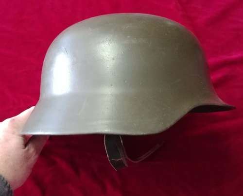 ## 1960's Riot Police Helmet in Good condition ##