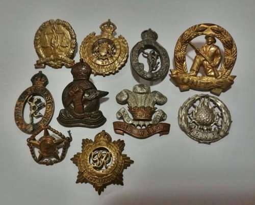## Collection of Various Badges ** Collection C  ** Note Some Pins may be missing ##