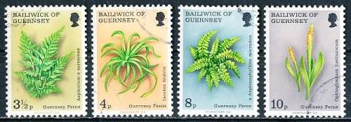 GUERNSEY   - 1975   Ferns   COMPLETE   SET  -   FINE  USED