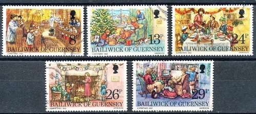GUERNSEY   - 1982  Christmas Stamps   SET  -    FINE  USED