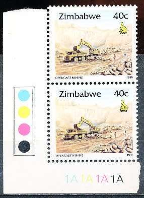 ZIMBABWE 1995  -   Zimbabwe Culture   40c  PAIR     -  FINE   MINT