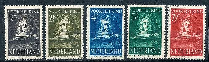 NETHERLANDS  1941  -   Child Care  FULL  SET   -  FINE USED