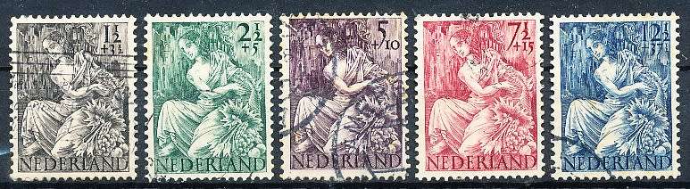 NETHERLANDS  1946  -    National Help   FULL  SET   -   FINE USED