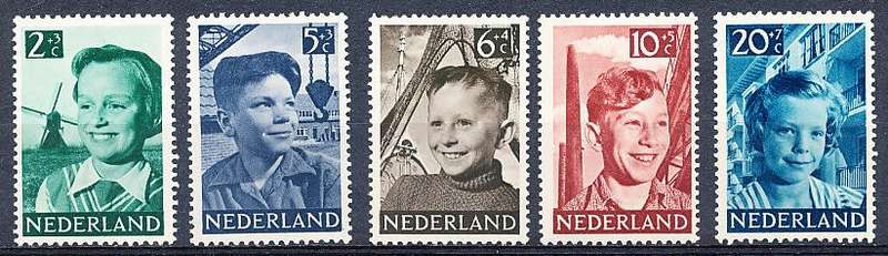 NETHERLANDS  1951  -    Child Care   FULL  SET   -   MINT