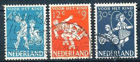 NETHERLANDS  1958  -  Child Care  PART  SET   - FINE  USED