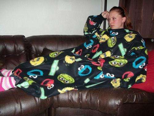 'SNUGGLES' BLANKET WITH SLEEVES  SESAME