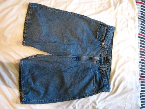 Levis Denim Shorts - Size 36 & T-Shirt Combo