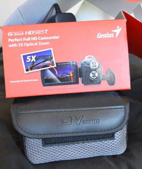 G-Shot HD585T Genius FHD with 5X optical zoom
