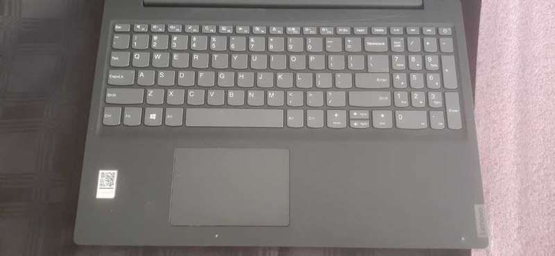 Lenovo IdeaPad S145 15IIL 15.6-inch HD Intel Core i5-1035G1 8GB RAM 256GB SSD