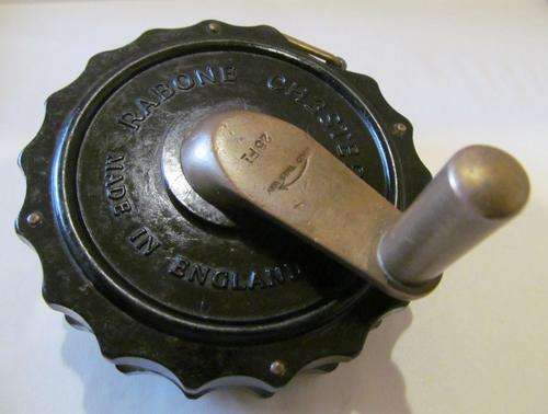 Vintage Collectable Rabon Chesterman Bakelite 25ft Tape Measure