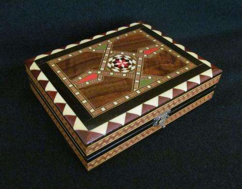 Vintage Victor Molero Marquetry Box Chess Set - Hand Crafted