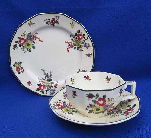 Royal Doulton Art Deco "Old Leeds Sprays" Trio - D3548