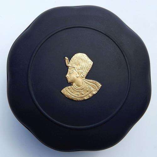 Wedgwood Black Basalt Tutankhamun Scalloped Gilded Trinket Box - Egyptian Collection
