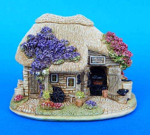 Lilliput Lane "Where Sparks Fly" - L2631 - British Collection - Boxed With Deeds