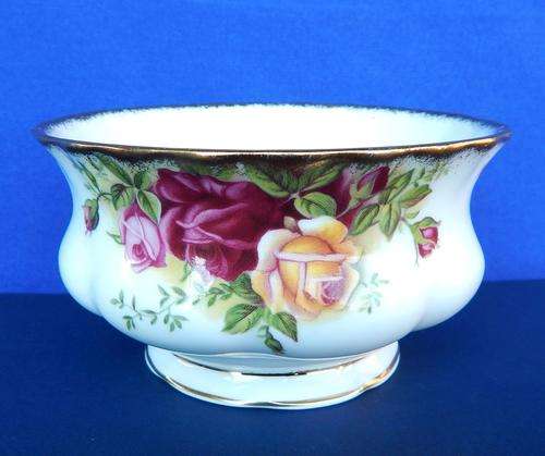 Royal Albert "Old Country Roses" Sugar Bowl - Made In England