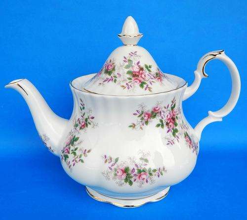 Royal Albert " Lavender Rose " Large Teapot