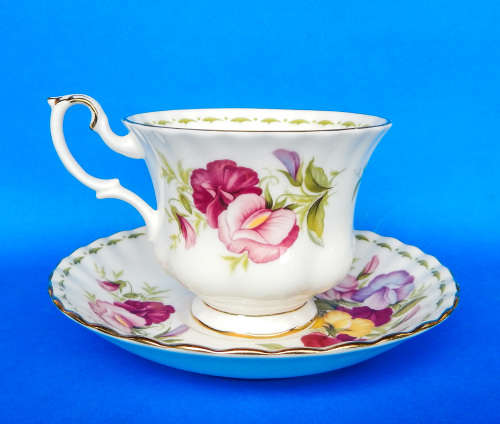 Royal Albert Flower Of The Month Duo - April - Sweet Pea - Made In England