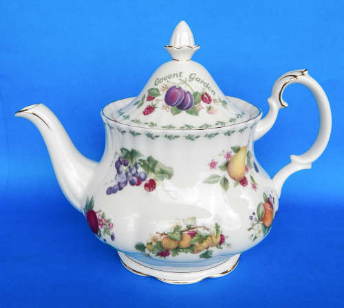 Royal Albert " Covent Garden " Large Collector's Teapot - Made In England