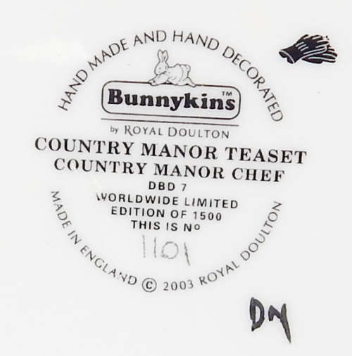 Royal Doulton Limited Edition " Country Manor Chef " Candy Box Bunnykins DBD 7