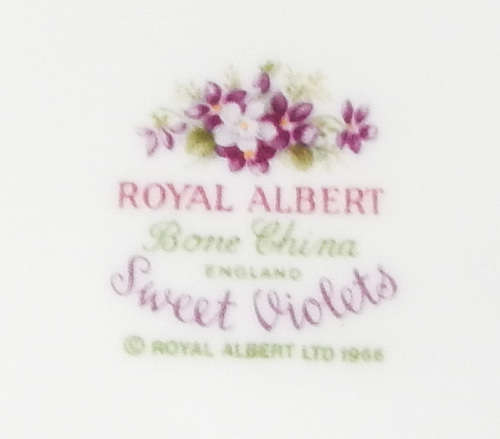 Royal Albert " Sweet Violets " Two Handled Lidded Sugar Bowl - Made In England