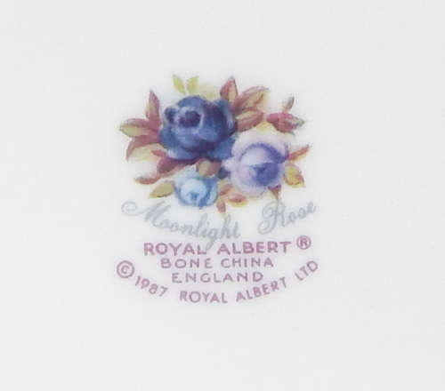 Royal Albert " Moonlight Rose " Entrée/Salad Plate -21 cm - Made In England