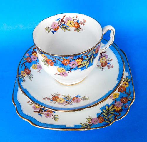 Royal Albert Crown China  " JUNE " Trio -1927-1935 - Made In England