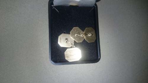solid 9ct yellow gold cufflinks. Free postage in SA