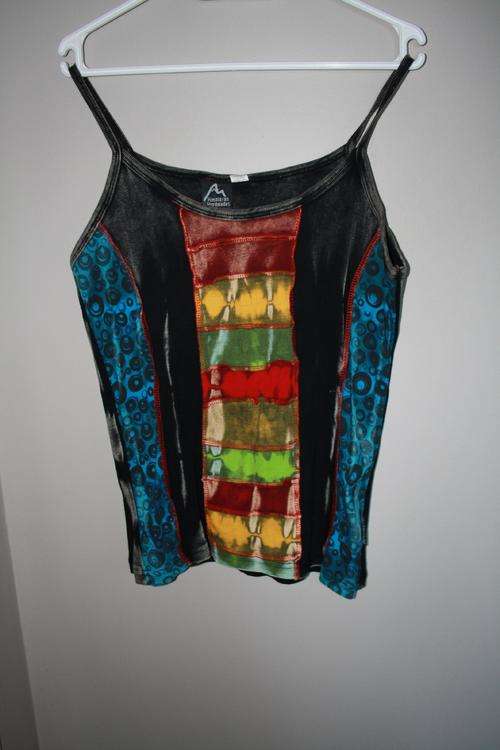Top tie dye printed. Funky. Hippie