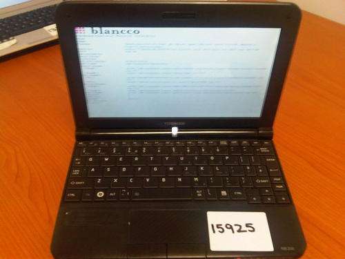 Toshiba NB 200-123 Atom Notebook