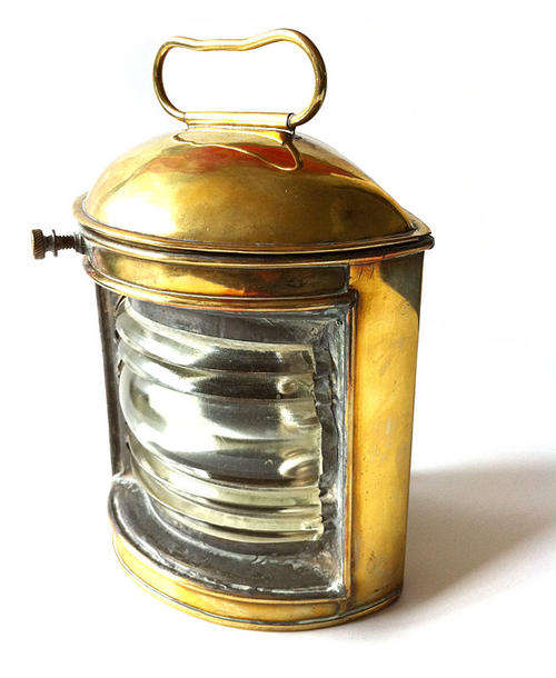 Small nautical lamp