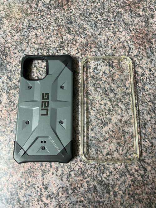 GREAT DEAL!!! **Black IPhone 12 Up For Grabs** LIKE NEW