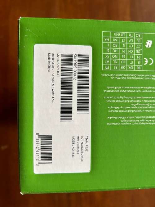 WOW!! X BOX ONE SERIES S DIGITAL 512GB SSD MINT AS NEW**UP FOR GRABS**