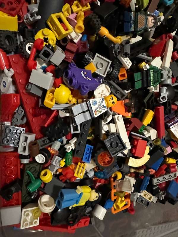 WOW!! **HUGE LOT OF LEGO AND OTHER BUILDING BLOCKS** CRAZY R1 START