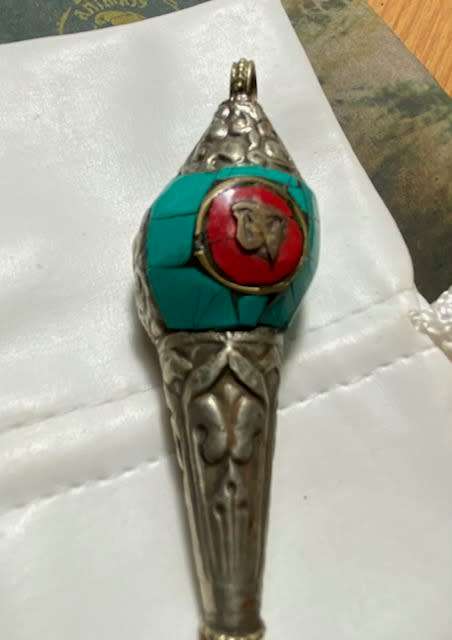 Tibetan Himalayan handmade vintage red coral turquoise silver Holy Ritual Sankh conch shell
