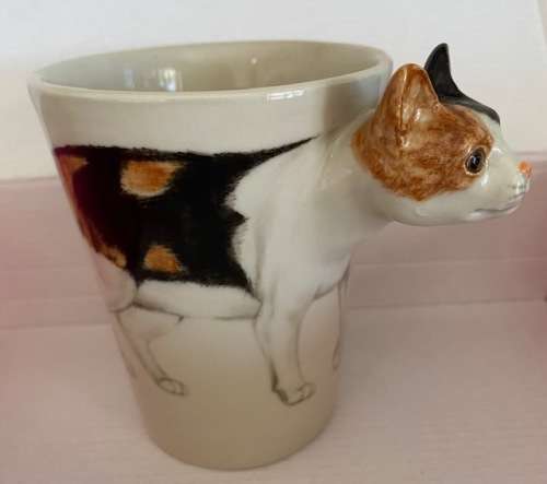 BEAAUTIFUL JAPANESE BOBTAIL CAT MUG