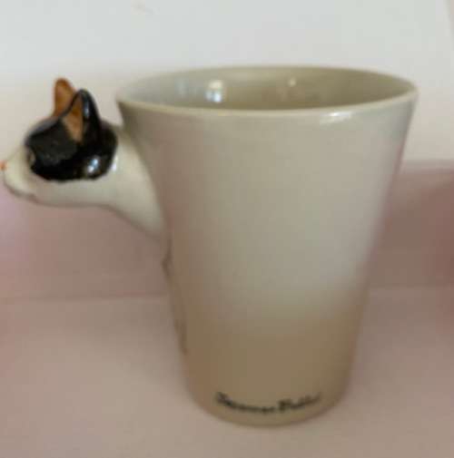 BEAAUTIFUL JAPANESE BOBTAIL CAT MUG