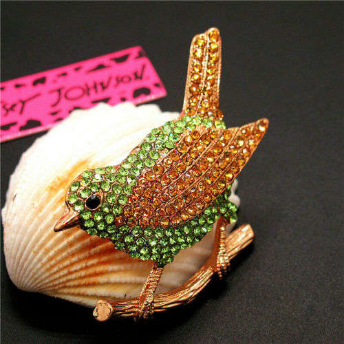 BEAUTIFUL BIRDIE BROOCH