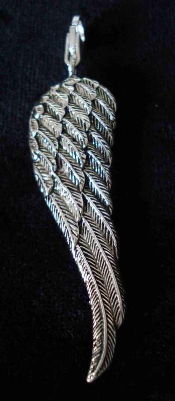 *** ANGEL WING PENDANT ***