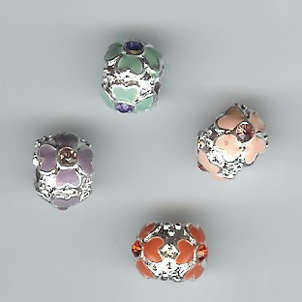 ***STUNNING CRYSTAL FLORAL SCREW BEAD ***