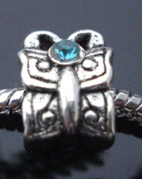 *** BEAUTIFUL TIBET SILVER BUTTERFLY WITH CRYSTALS ***