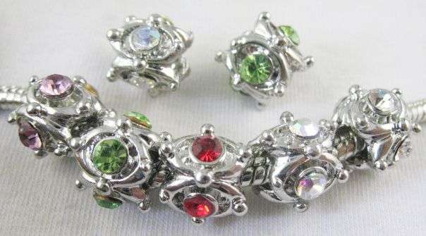 ***STUNNING CRYSTAL SCREW BEAD - FIT ALL FASHION BRACELETS ***