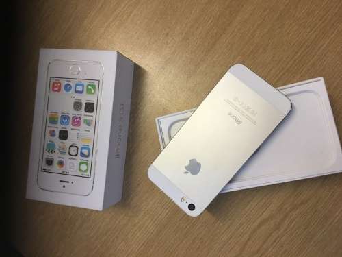 Iphone 5S 16gb in immaculate condition, no scratches no dents 9.5/10