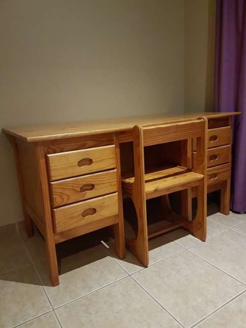 Pine Kids Desk