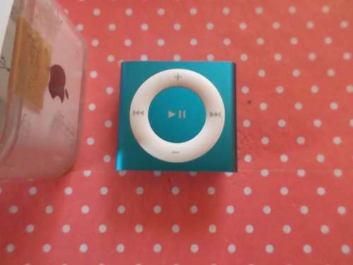 iPod Shuffle 2GB