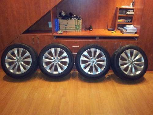 BRAND NEW ORIGINAL 18" RIMS AND TYRES (OPEL ASTRA GTC 2012) 235 / 50 / R18
