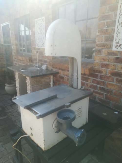 Meat band saw