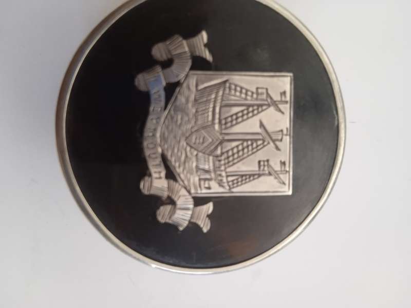 Vintage Silver Hallmarked pillbox.  Weymouth England. Starting R1 !!!!! W