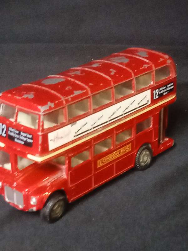 London Bus diecast toy