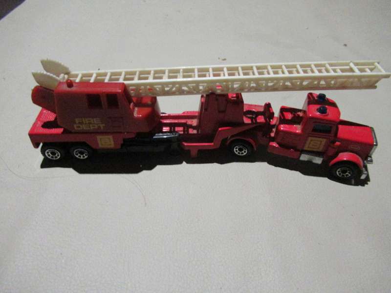 Matchbox Fire Engine   17 cm