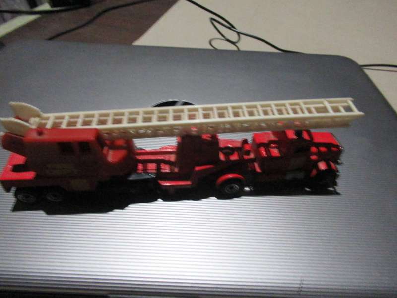 Matchbox Fire Engine   17 cm
